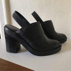 Intentionally Blank black platforms
